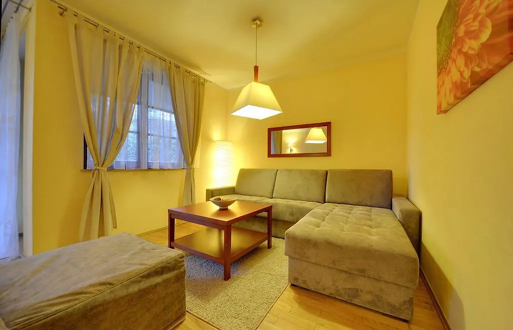 Apartamenty Sun Seasons 24 - Rezydencja Pod Swierkami Centrum Karpacz 0*,  Polen