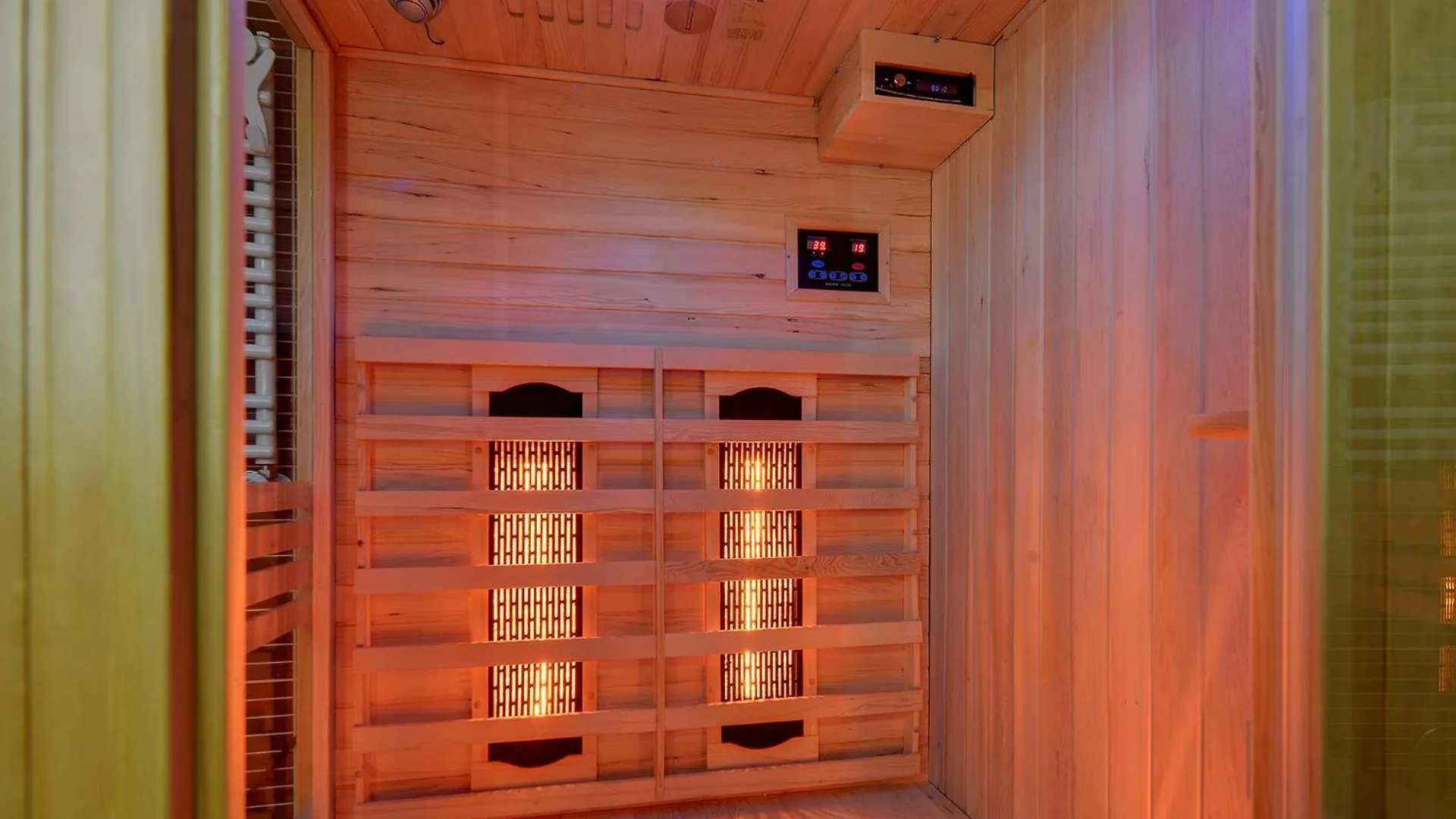 Apartamenty Sun Seasons 24 - Rezydencja Pod Swierkami Centrum 0*, Karpacz Poland